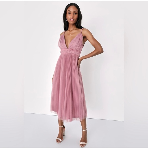 Lulus Dresses & Skirts - Lulus Sweet Goddess Mauve Mesh Pleated Sleeveless Midi Dress M